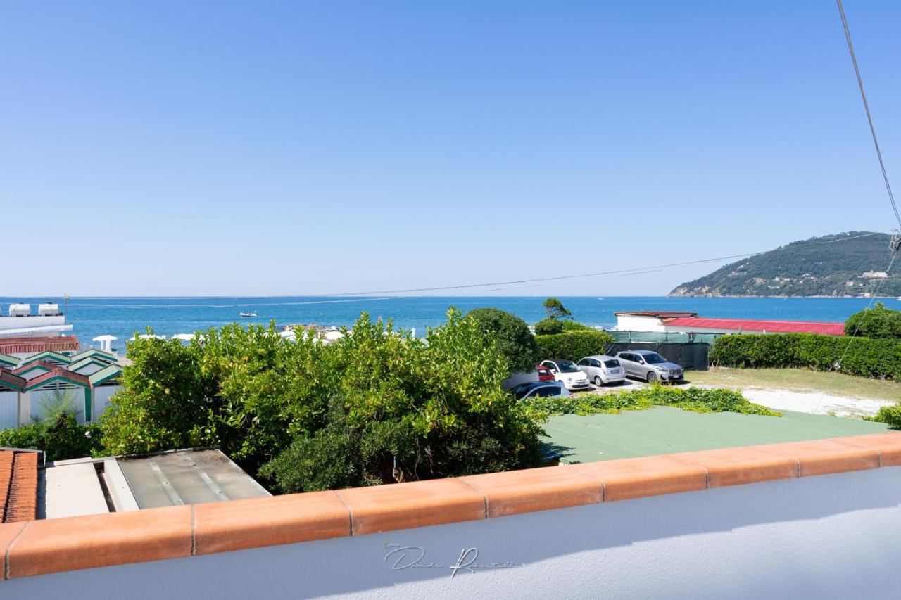 Casa Vacanze Vistamare Marinella di Sarzana Exteriér fotografie